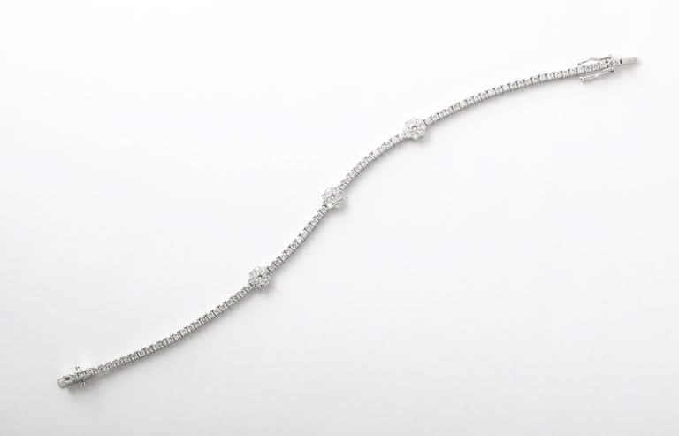 14k White Gold Flower Diamond Tennis Bracelet 3.68 Carat New