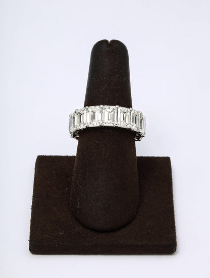 https://a.1stdibscdn.com/13-carat-emerald-cut-diamond-eternity-band-for-sale-picture-5/j_415/j_124610321622814948581/6R1A0373_master.jpg?width=768