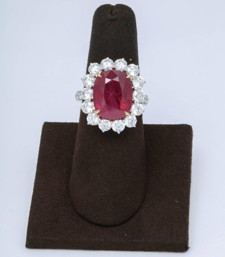 https://a.1stdibscdn.com/10-carat-ruby-and-diamond-cocktail-ring-for-sale-picture-5/0/j_41520731523637135980/6R1A2634_master.jpg?width=768