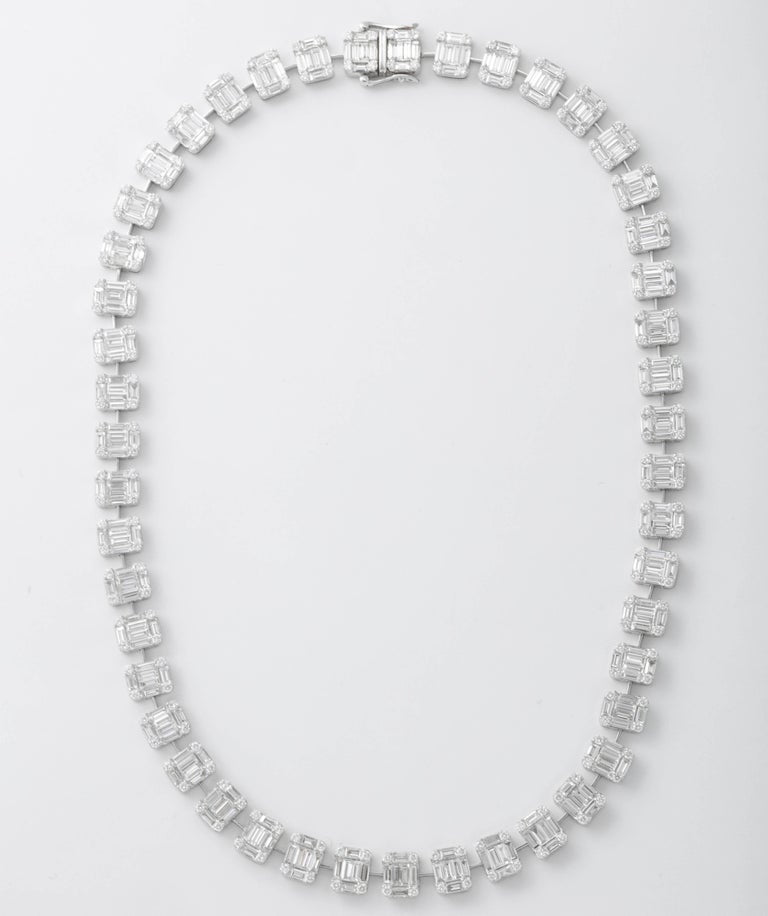18k White Gold 27.64ct Emerald Cut Illusion Set Diamond Link Necklace