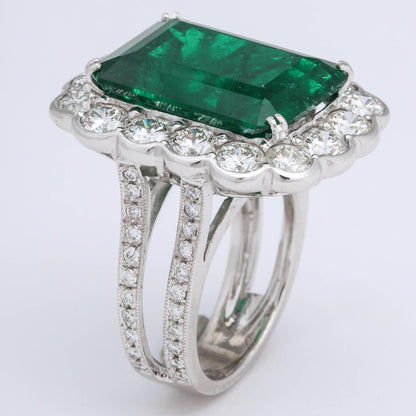 Important 13 Carat Colombian Emerald Diamond GIA Certified Cocktail Ring