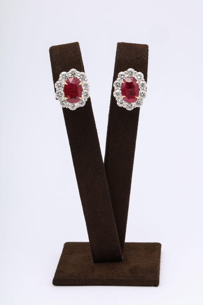 https://a.1stdibscdn.com/ruby-and-diamond-earrings-for-sale-picture-5/j_415/1576179034798/6R1A5062_master.jpg?width=768