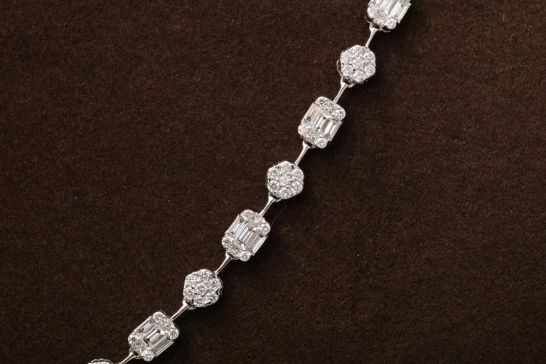 Round and Emerald Cut Diamond Illusion Set 18k Gold Necklace