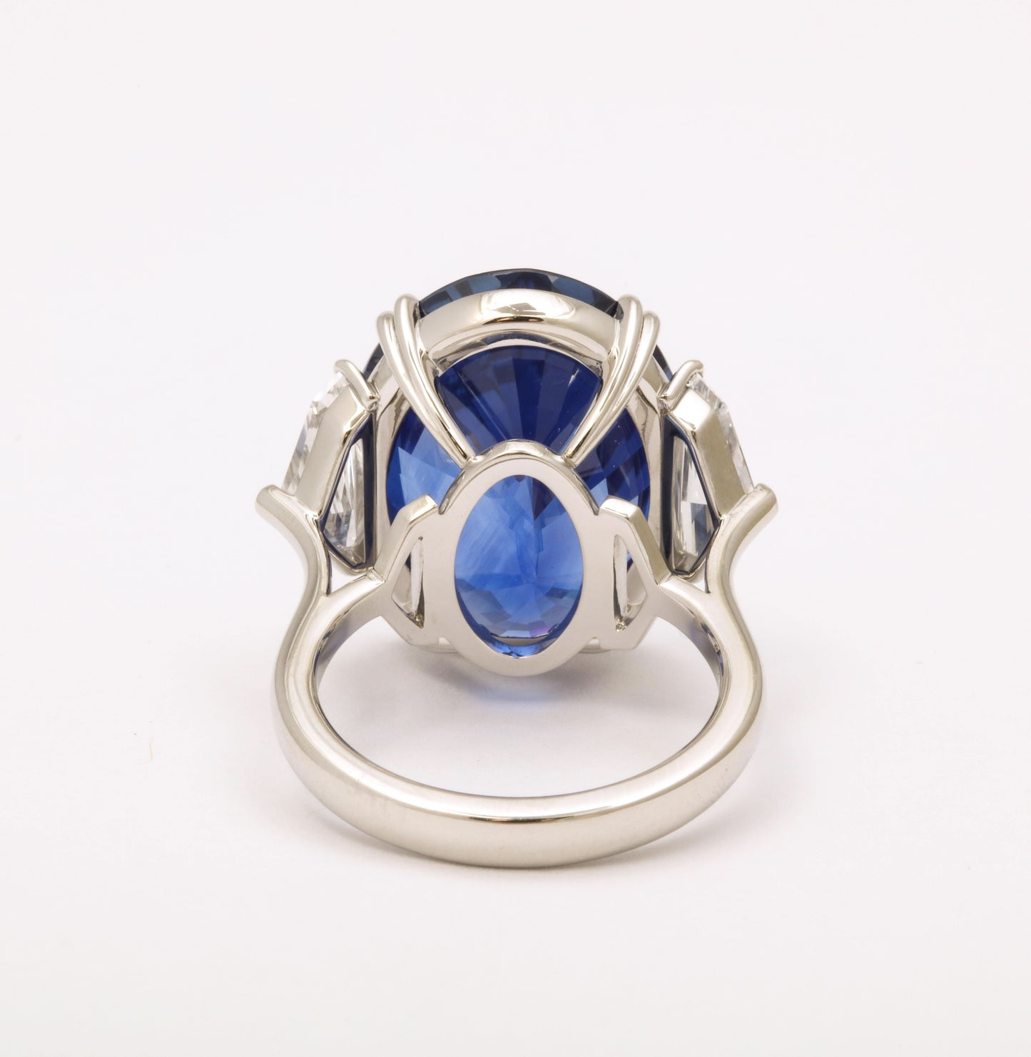 Rare 20 Carat Royal Blue Ceylon Sapphire Platinum Cocktail Ring
