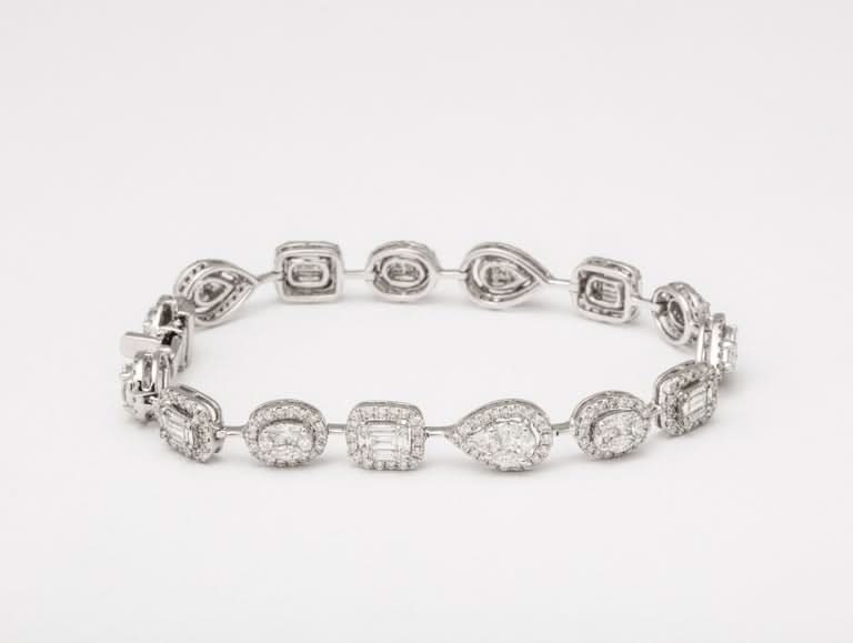 Elegant Multi Shape Diamond Illusion Tennis Bracelet 18k White Gold