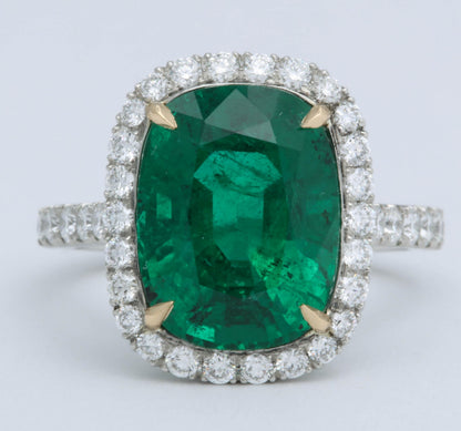 https://a.1stdibscdn.com/5-carat-green-emerald-cushion-cut-diamond-halo-ring-gia-certified-no-oil-for-sale-picture-5/0/j_48413131535730121229/6R1A5993_master.jpg
