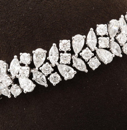 https://a.1stdibscdn.com/diamond-bracelet-for-sale-picture-2/j_415/j_161980821655913506731/6R1A6007_master.jpg?width=768