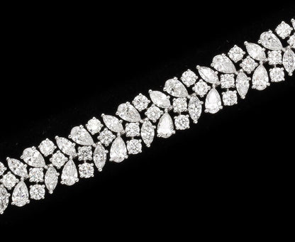 https://a.1stdibscdn.com/diamond-bracelet-for-sale-picture-7/j_415/j_161980821655913511351/6R1A6008_master.jpg?width=768
