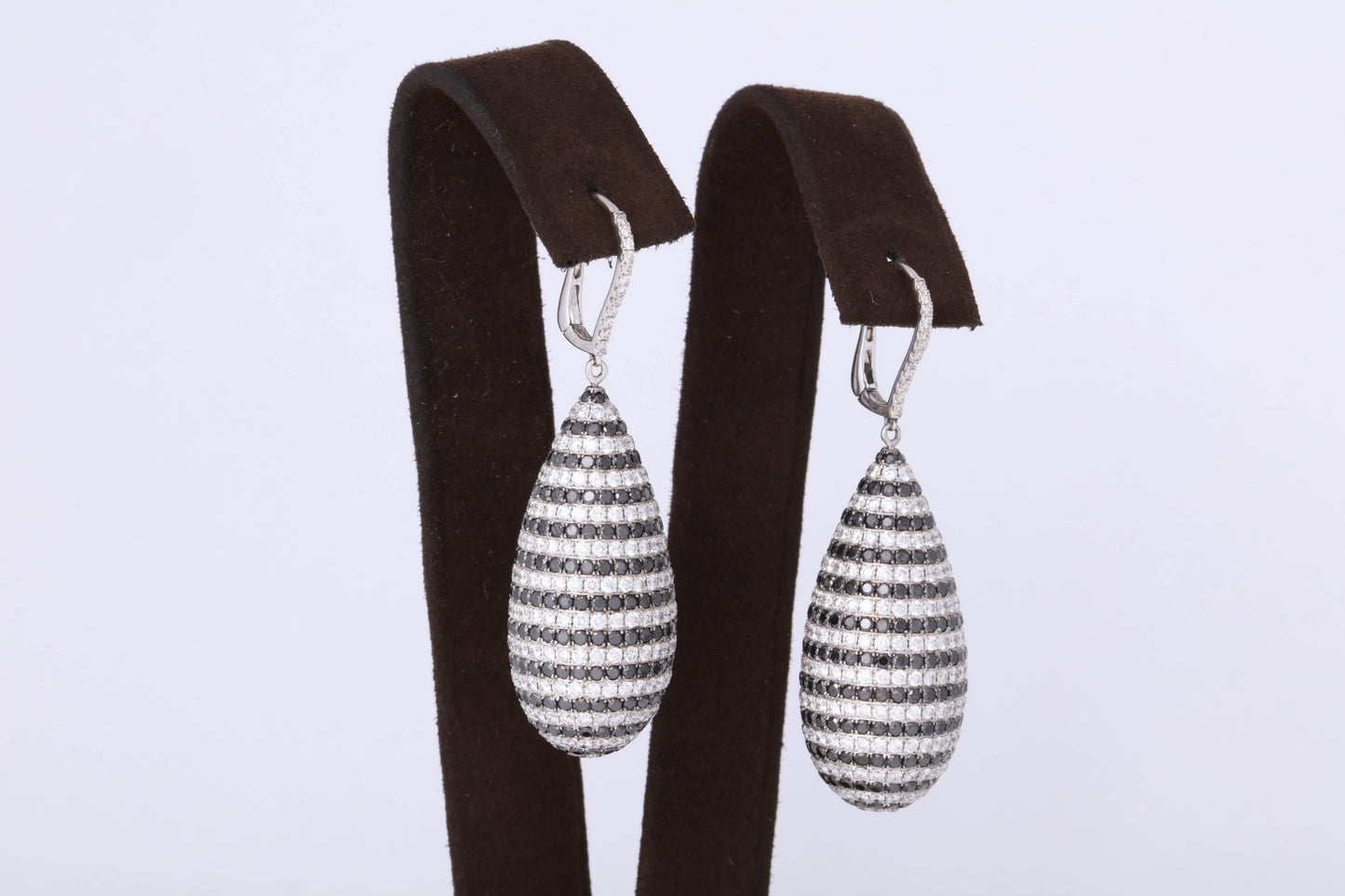 Luxurious 18k White Gold Black and White Diamond Dangle Earrings