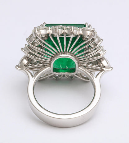 Exquisite 19.43 Carat Emerald and Diamond Platinum Cocktail Statement Ring