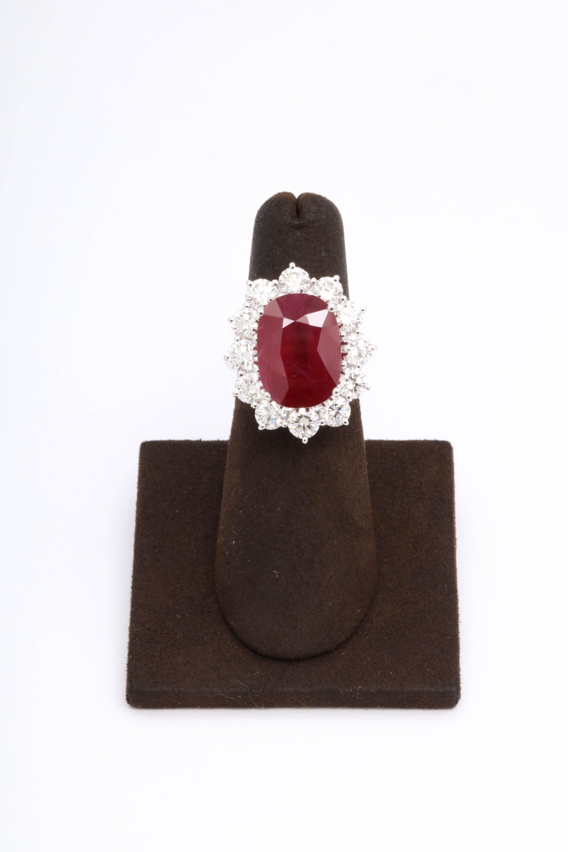 https://a.1stdibscdn.com/damiani-burma-ruby-and-diamond-ring-gia-certified-for-sale-picture-5/0/j_54006021542818691547/6R1A6906_master.jpg