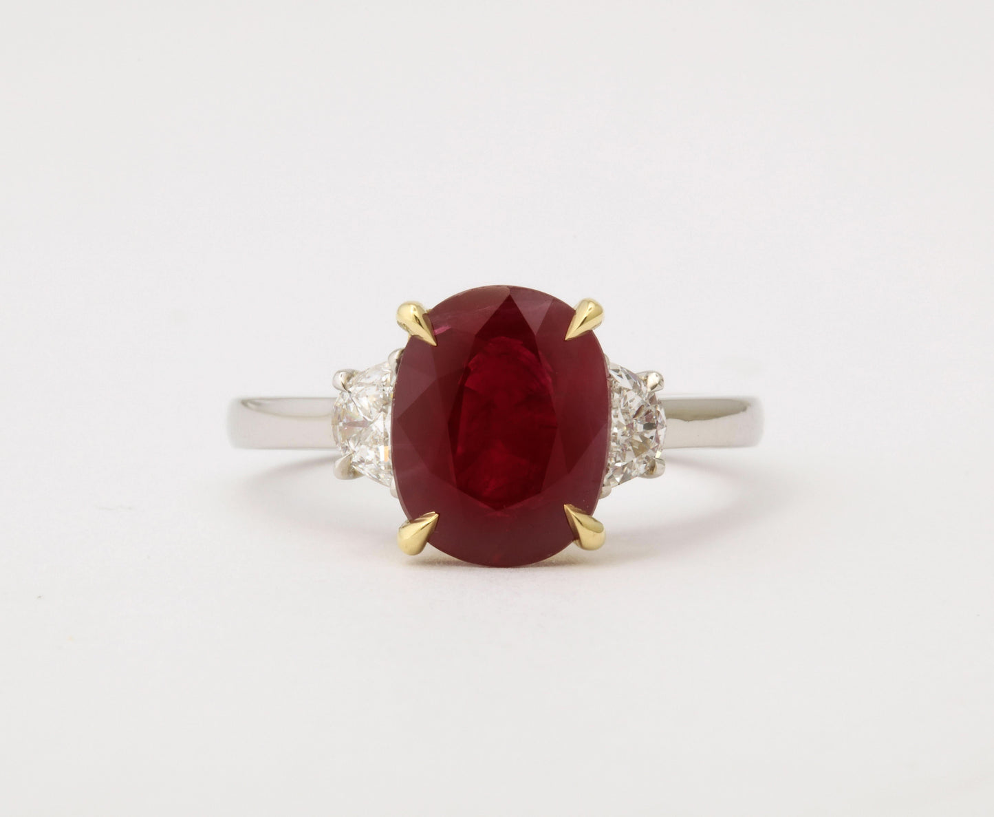 Exquisite 2.97 Carat Burma Ruby and Diamond Three Stone Ring