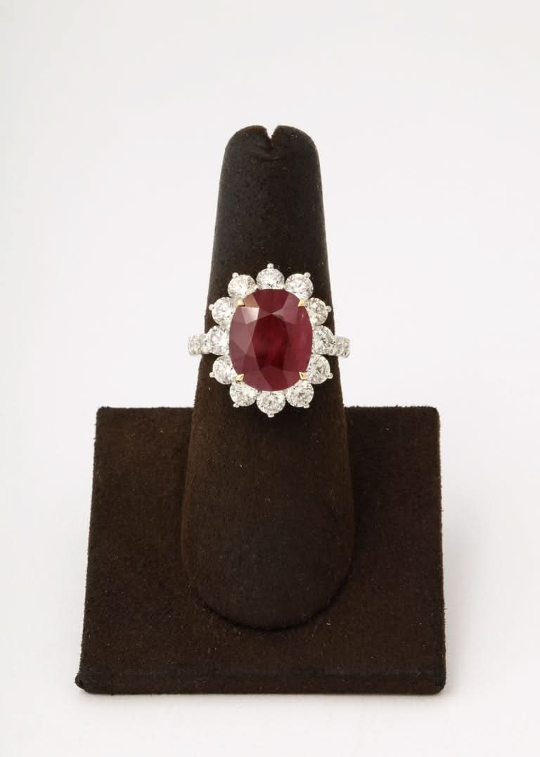 https://a.1stdibscdn.com/6-carat-burma-ruby-and-diamond-ring-for-sale-picture-5/j_415/j_188492521680028572231/6R1A7711_master.jpg?width=768