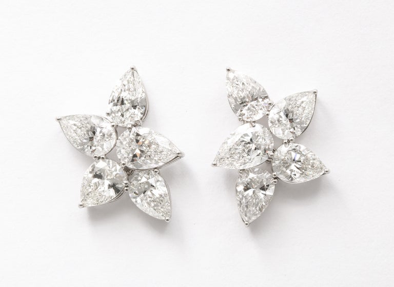https://a.1stdibscdn.com/diamond-cluster-earrings-for-sale-picture-5/j_415/j_145871221643387926643/6R1A8364_master.jpg?width=768