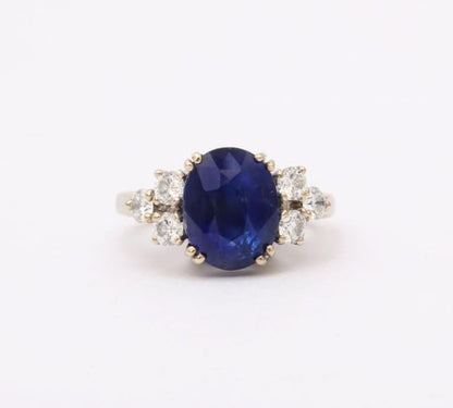 https://a.1stdibscdn.com/sapphire-and-diamond-ring-for-sale-picture-9/j_415/j_204049521695312006989/5E7BCC72_A362_460D_87FB_1088B0165DAA_master.jpeg?width=768