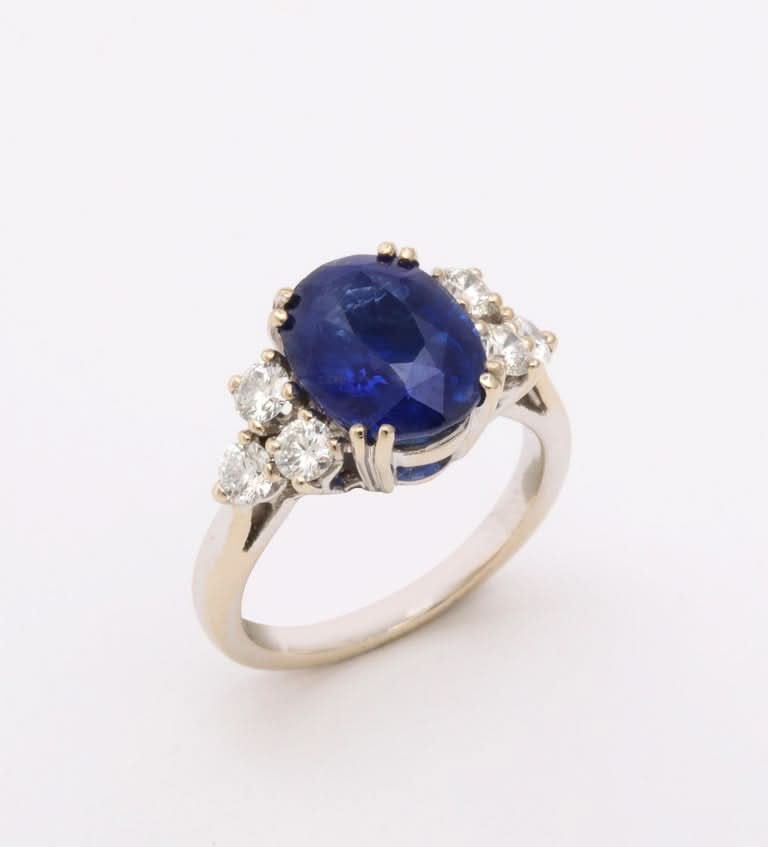 4.54ct Intense Blue Ceylon Sapphire Diamond 18k White Gold Ring