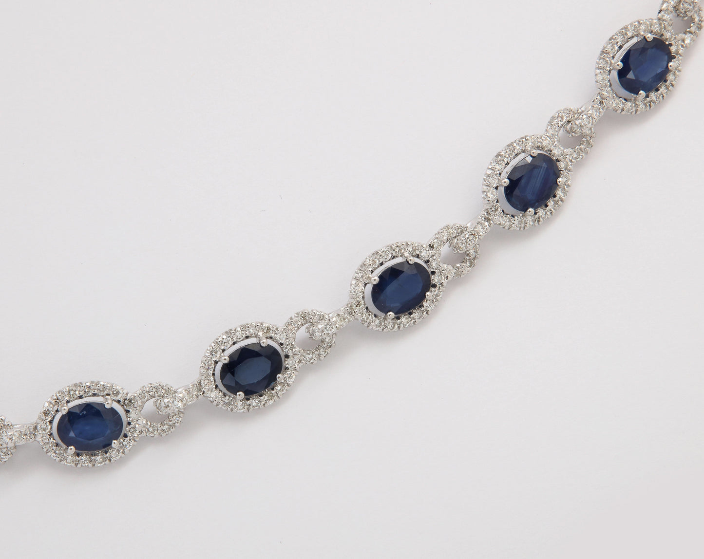 Exquisite 18k White Gold Blue Sapphire and Diamond Link Necklace