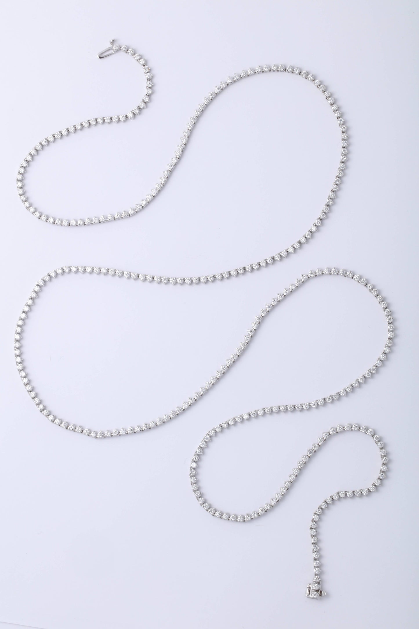 Stunning 12.42 Carat Round Brilliant Diamond Tennis Opera Necklace Gold