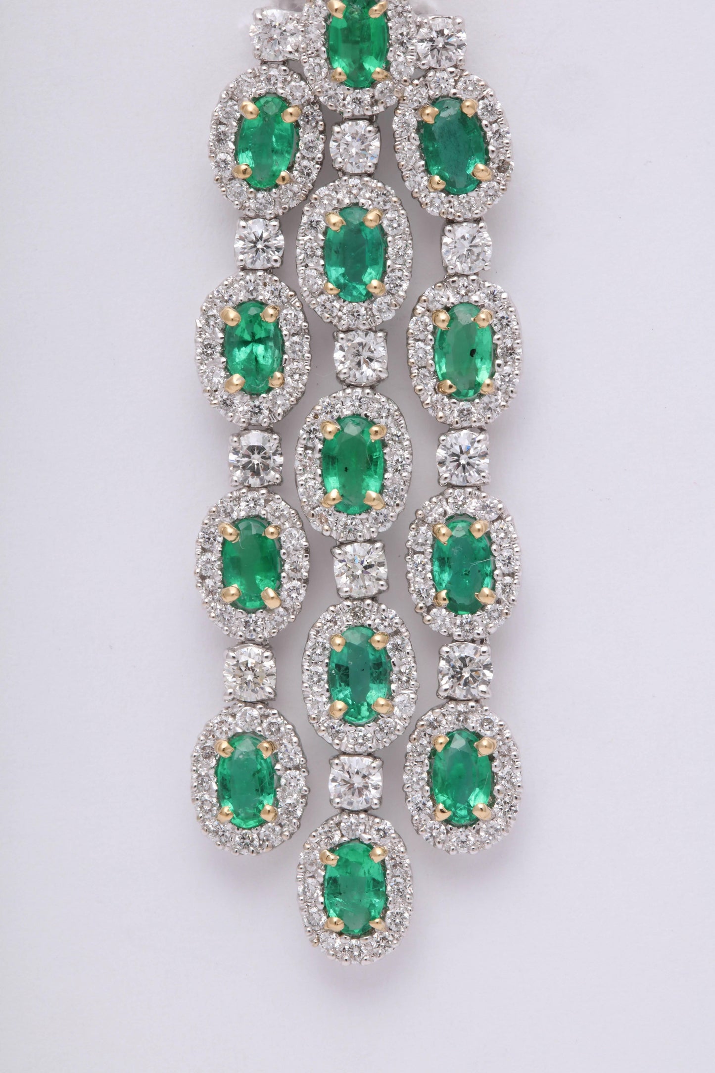 Exquisite 18k White Gold Green Emerald and Diamond Chandelier Earrings