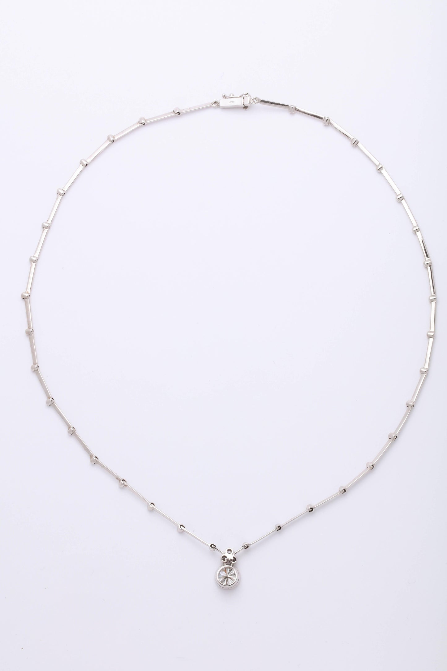 https://a.1stdibscdn.com/round-diamond-solitaire-necklace-gia-certified-for-sale-picture-4/0/j_42665831525894122586/6R1A9447_master.jpg