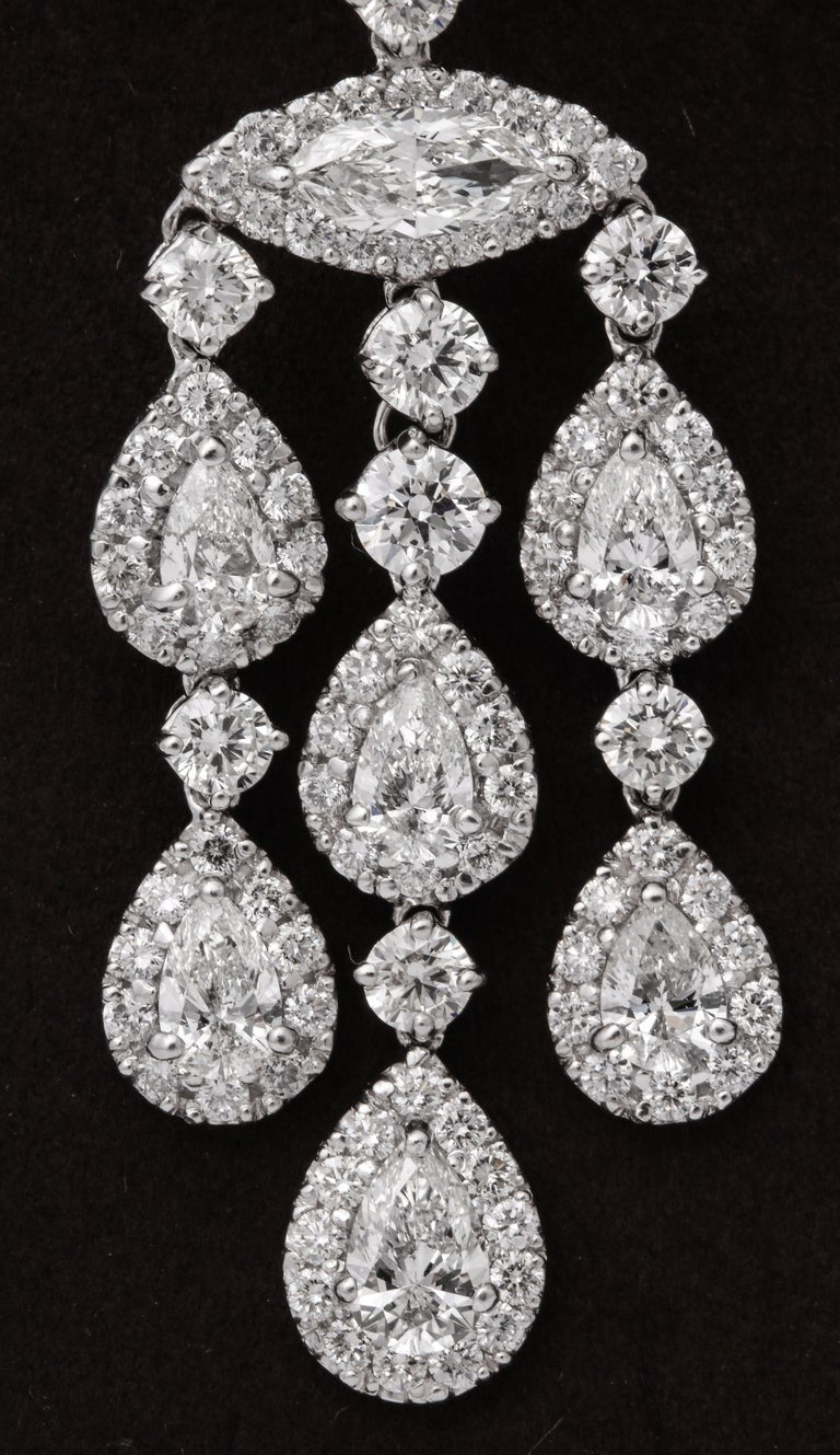 https://a.1stdibscdn.com/diamond-chandelier-earrings-for-sale-picture-9/j_415/1599662288448/6R1A9814_master.jpg?width=768