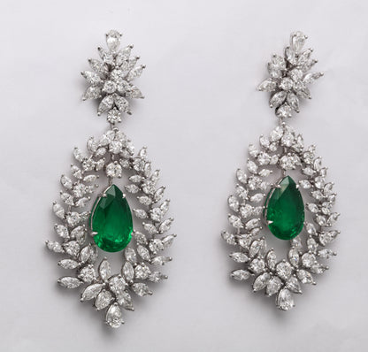 Exquisite 18k White Gold Vivid Green Emerald Diamond Drop Earrings
