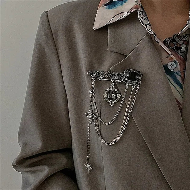 Fashion Black Six-Pointed Star Crystal Tassel Pendant Brooch Retro Pin Baroque Gemstone Decoration Simple Personality Rhinestone Zircon Square Flower Brooch Women and Men Unisex Clothing Accessories Wedding Engagement Bride Anniversary Party Jewelry Gift