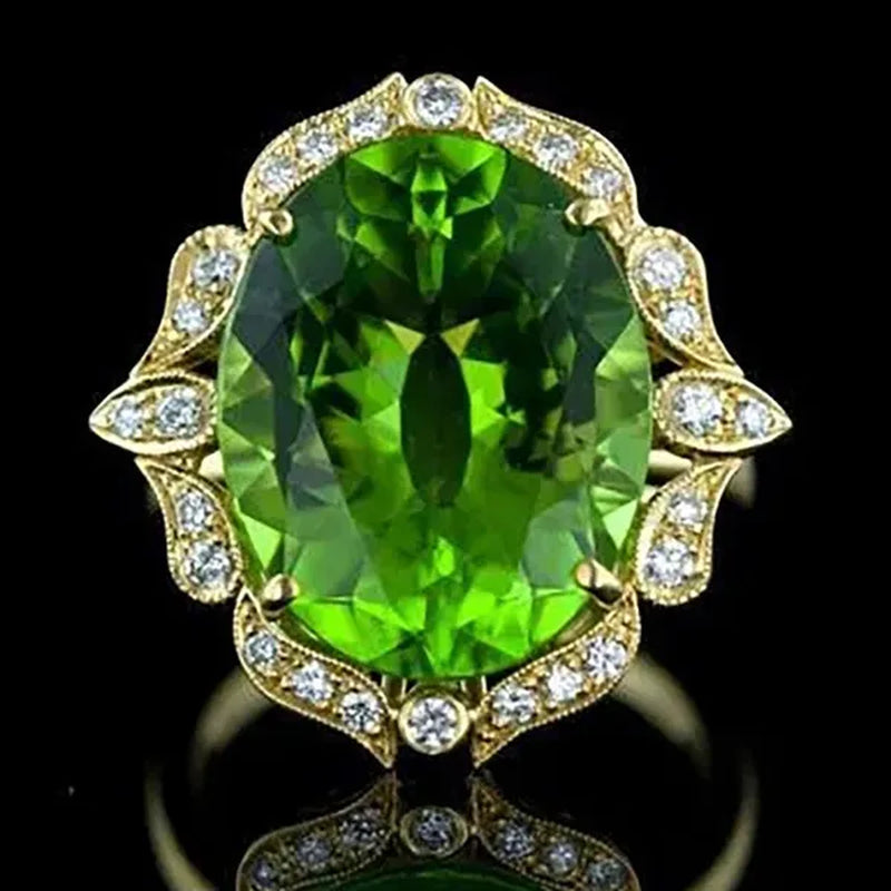 Luxury Elegant Ladies Plated Gold Oval Cut Emerald Green Gemstone Engagement Ring for Women Vintage Finger Ring Party Accessory Gift