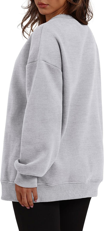 Womens Oversized Sweatshirts Crewneck Long Sleeve Tops Fleece Pullover Fall Fashion Clothes with Pocket