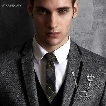 Classic European Crown Brooch Lapel Pin Men Suit Boutonniere Badge Brooches for Men Women Broches Chain Tassel Lapel Pins Gift