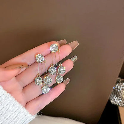 New Luxurious Round Rhinestone Tassel Dangle Stud Earrings For Women Shiny Temperament Gold Silver Color Earrings