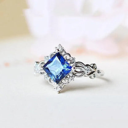 Exquisite Retro Women'S Princess Cut Sapphire Ring Silver Color Sapphire Engagement Rings Inlaid Sapphire Fashion Jewelry Diamond Ring Wedding Anniversary Romantic Luxury Gift Charming Girl Anniversary Jewelry