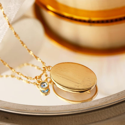 Birth Flower Shell Cameo Necklace with Birthstone Charms for Women: Dainty 18K Gold Plated Vintage Crystal Seashell Personalized Necklaces Aesthetic Birthday Gifts