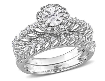 1/4 Carat (ctw) Diamond Engagement Bridal Ring & Wedding Band Set in Sterling Silver
