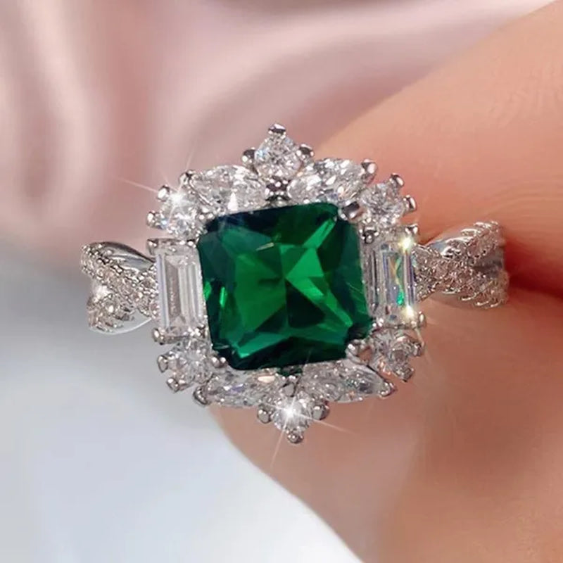 Exquisite Bridal Engagement Rings Cubic Zirconia Emerald Rings for Women Princess Wedding Ring Jewelry