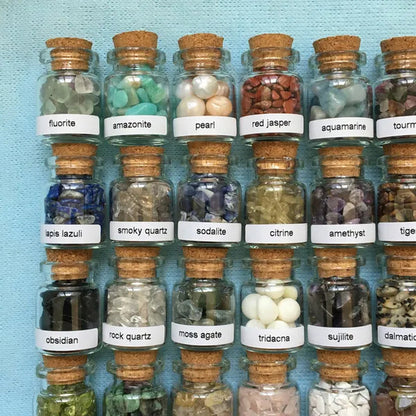 40 Mini Gemstone Bottles Chip Crystal Healing Tumbled Gem Reiki Wicca Stones Set