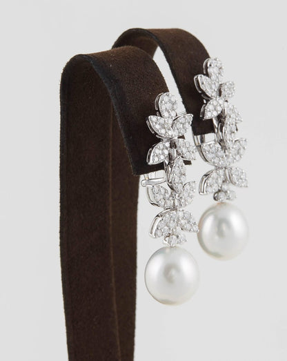 Classic Diamond Pearl 18K White Gold Dangle Drop Earrings