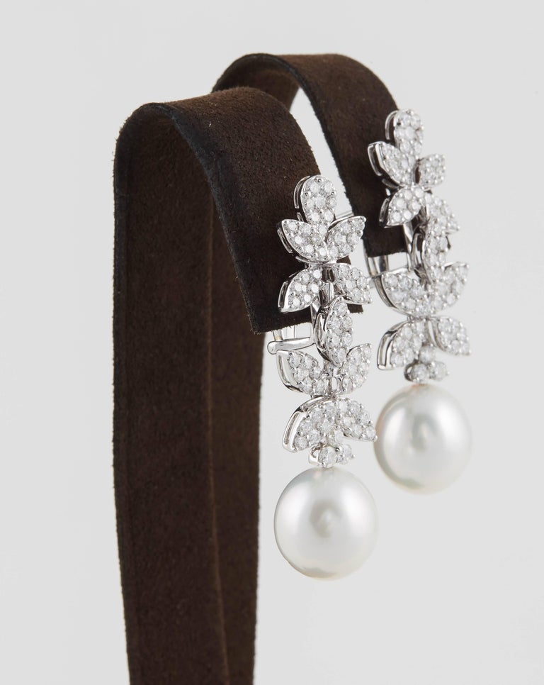 Elegant 3.37ct Diamond and Pearl 18K White Gold Drop Earrings