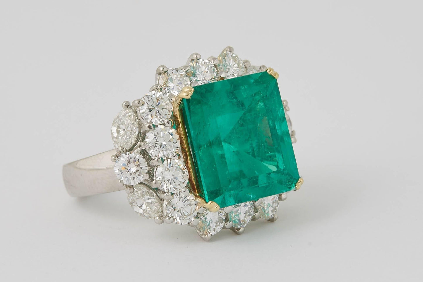 GIA Certified 11 Carat Colombian Emerald Diamond Platinum Cocktail Ring