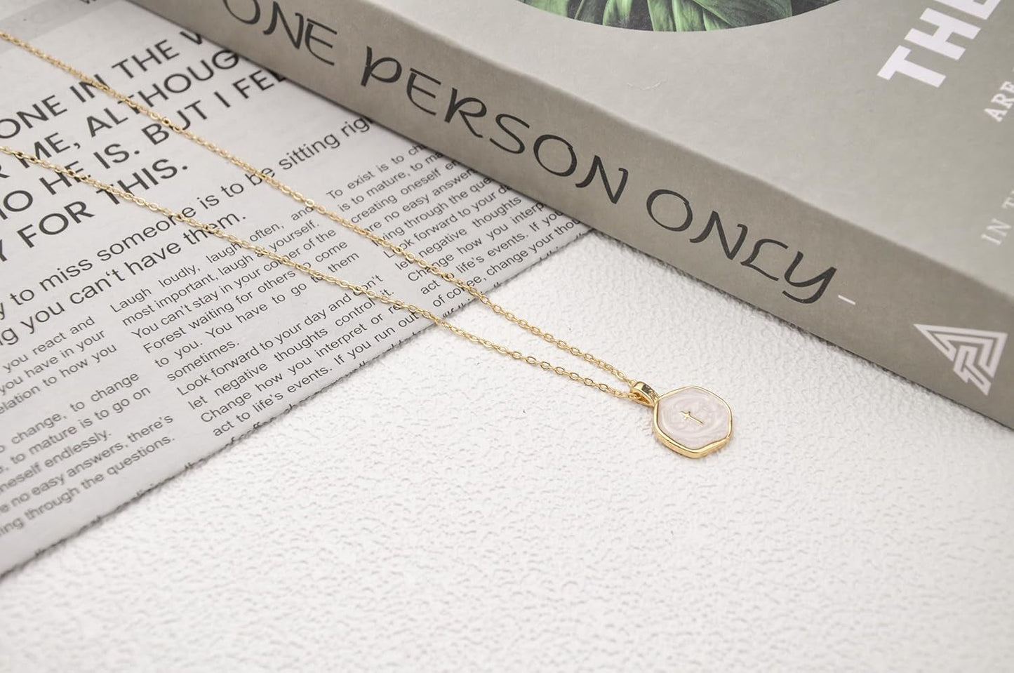 2 Pcs Cross Necklace for Women, Gold/Sterling Silver Plated Dainty Cross Pendant Necklace, Adjustable Chain, Trendy Gold Jewelry Gift for Women and Men