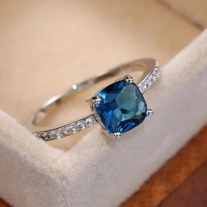 1Pcs Simple Style Micro-inlaid Zircon Sapphire Color Treasure Square Diamond Ring For Women Jewelry Gift