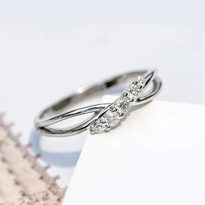 Luxury White Sapphire Jewelry Fashion 925 Sterling Silver Twist Diamond Ring Bride Engagement Wedding Band Party Accessories Anniversary Gift Promise Rings