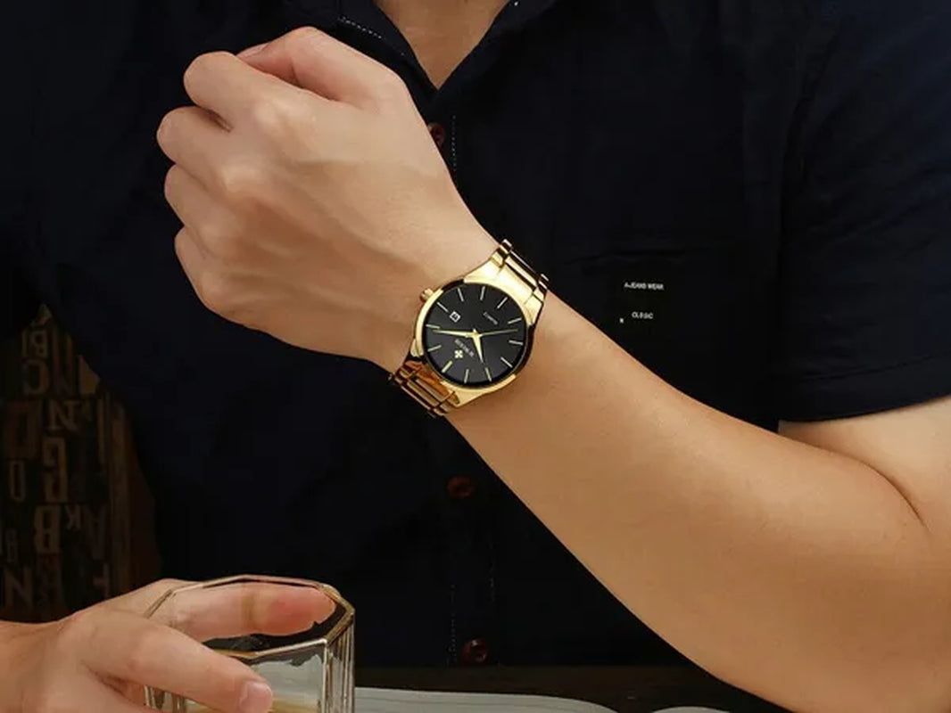 relojes hombre 2020 WWOOR Gold Watch Men Luxury Mens Quartz Wristwatch Business Watch Stainless Steel Waterproof Auto Date Clock with gift box - WORLD TIME VISITS
