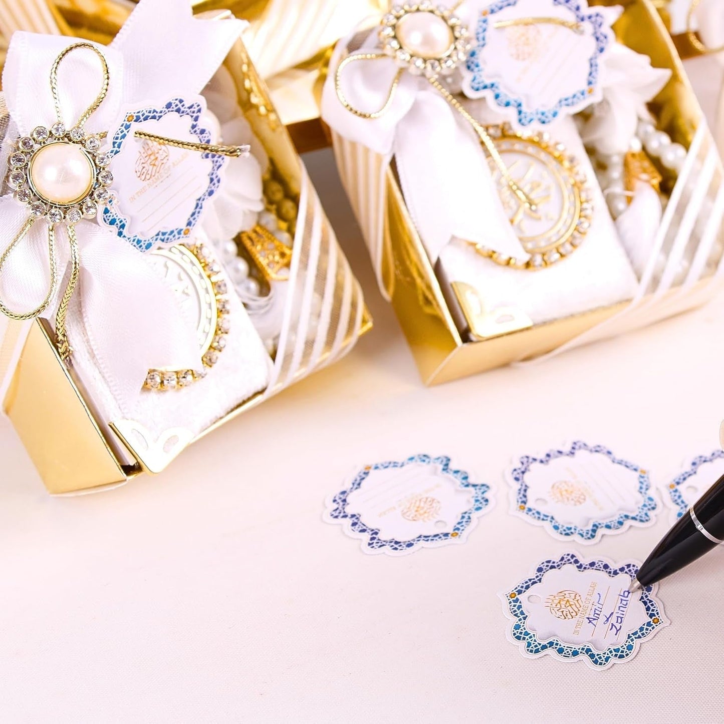 IEF Pack of 6 Wedding Gifts Quran, Eid Gifts, Birthday Gifts for Women, Mothers Day Gifts, Fathers Day Gifts, Anniversary Gift, Islamic Gifts Decorated Velvet Mini Quran Pearl Prayer Beads Set