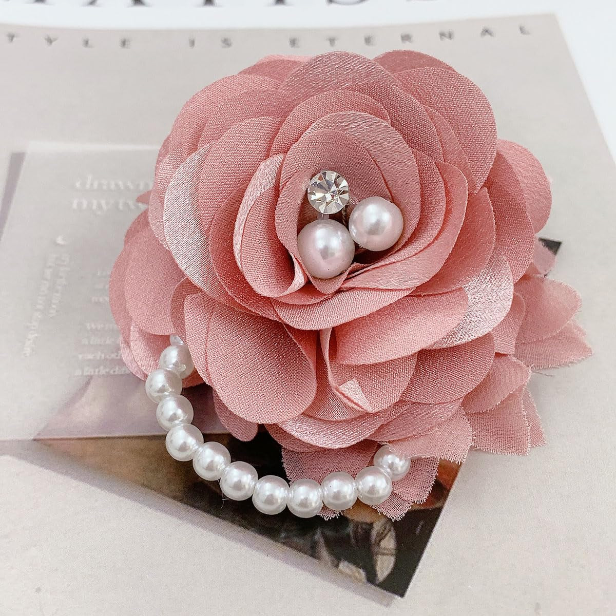 Elegant Peony Flower Brooch Pin for Women Lady Fabric Flower Pearl Brooch Lapel Pins for Wedding Bohemia Dress Suit Ceremony Clothes Accessories Jewelry (Pink)