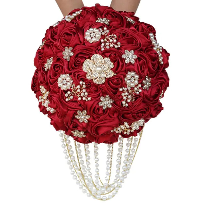 Exquisite Hand-made Pearl Diamond Brooch Wedding Bouquets Beaded Diamond Chains Decorate The Bridal Bouquet Bridesmaid Holding Flowers