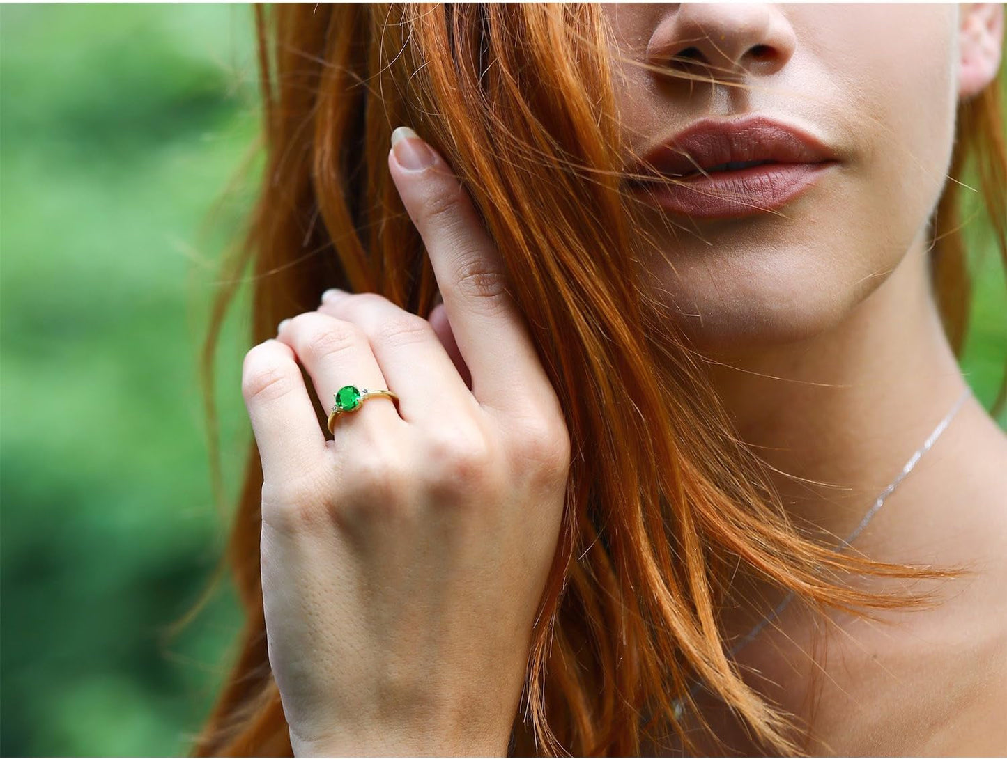 10K Yellow Gold Green Nano Emerald and White Diamond Solitaire Engagement Ring for Women (0.80 Cttw, round 6MM, Gemstone May Birthstone, Available in Size 5,6,7,8,9)