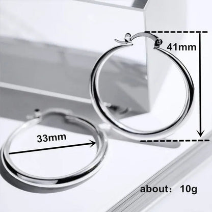 1 Pair Women's Fashion Simple 18K Yellow Soild Gold Hoop Earrings Exquisite Diameter 33mm Circle Hoop Earrings for Wedding Engagement Christmas Jewelry Gifts