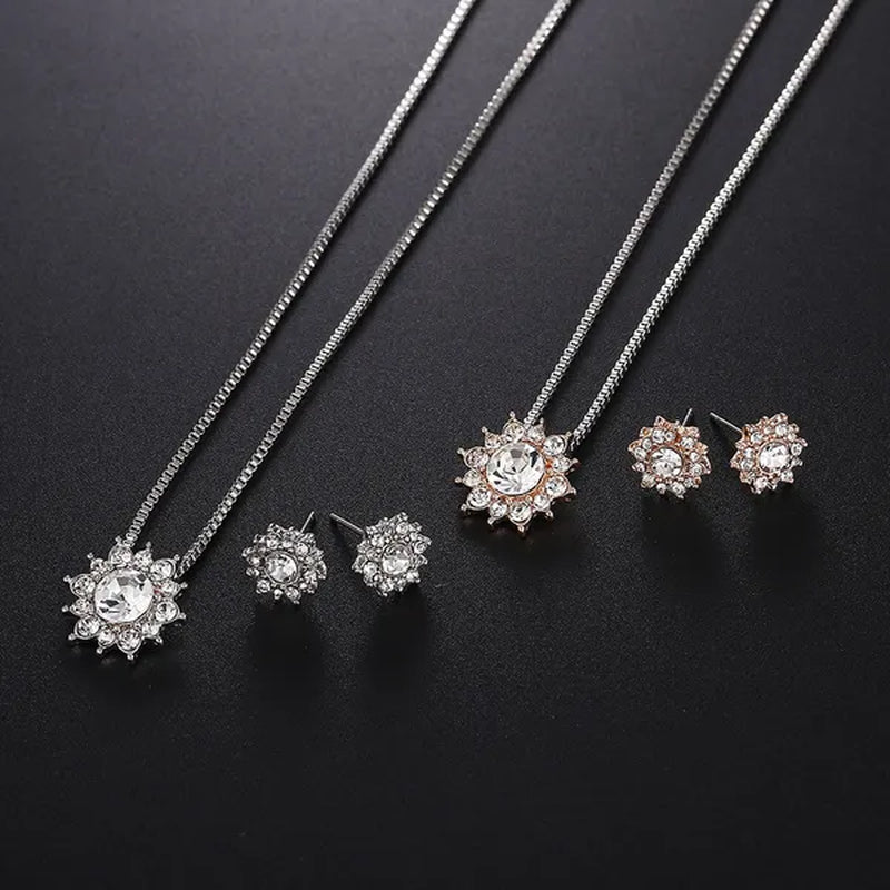 New Creative Diamond Snowflake Necklace Earring Set Pendant Necklace Female Necklace Set