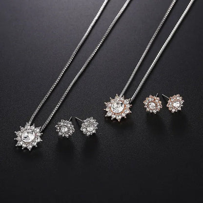New Creative Diamond Snowflake Necklace Earring Set Pendant Necklace Female Necklace Set